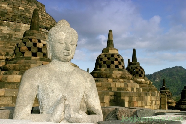 MAGELANG ONE DAY TRIP ( 8 Jam )|JogjaPromo Wisata