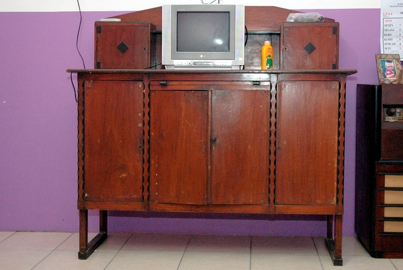 bufet tv antik Yogyakarta Jogja