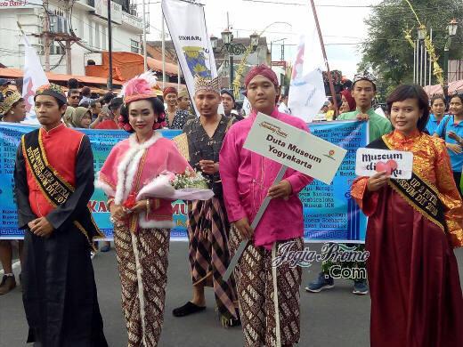 Duta Museum DIY kenalkan diri lewat ikuti Karnaval Budaya ‘Selendang Sutera 2016’