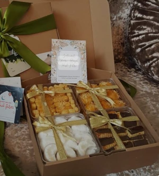paket-parcel-nastar-lebaran-jasa-parcel-jogja-jasa-bingkisan-jogja-jasa-hantaran-jogja-by-de-la-rosa-gift-n-hamper